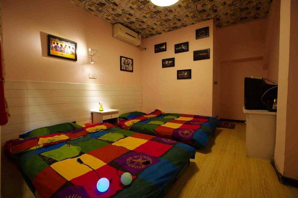 Djmt Universal Guest House Xi'an  Exteriör bild